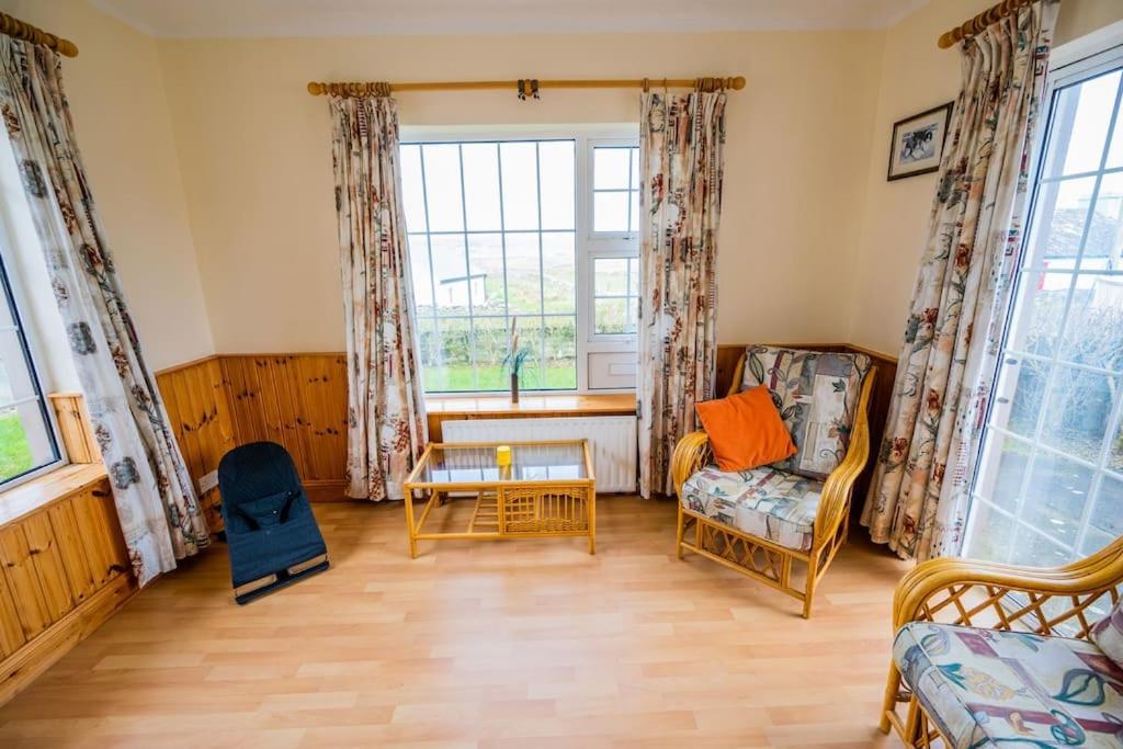 Mullally House * Liscannor